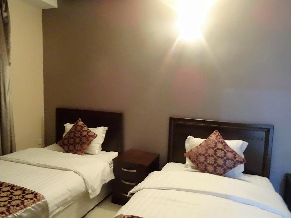 Dar Hashim Hotel Suites - Al Sahafa Riyad Extérieur photo